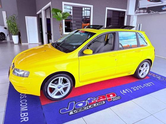 FIAT STILO 1.8 MPI SPORTING 8V FLEX 4P MANUAL